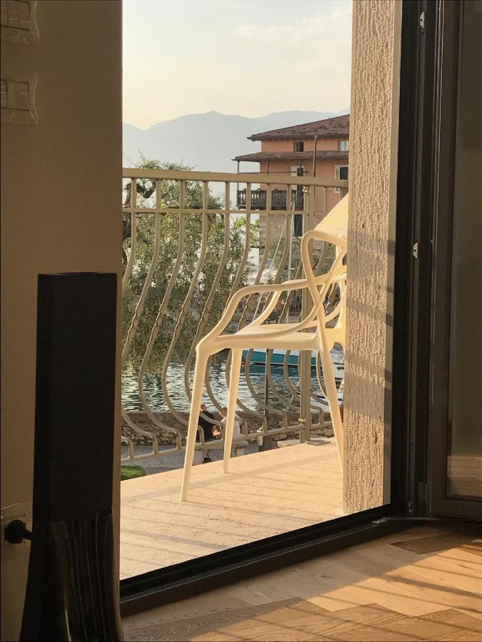 Suite La Castellana Torri Del Benaco Dış mekan fotoğraf