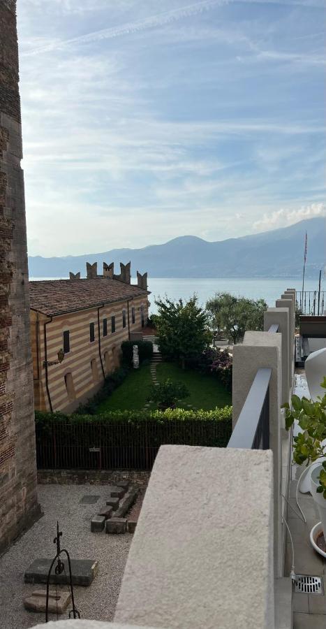 Suite La Castellana Torri Del Benaco Dış mekan fotoğraf