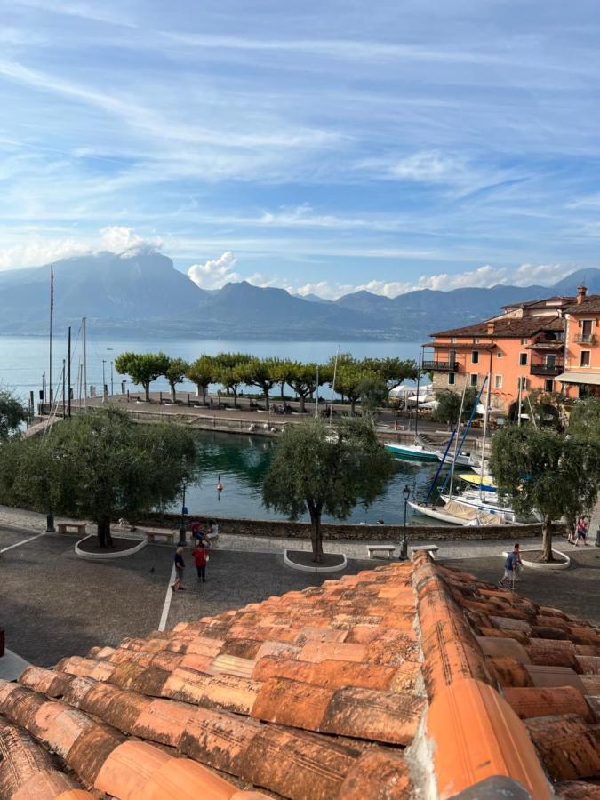 Suite La Castellana Torri Del Benaco Dış mekan fotoğraf