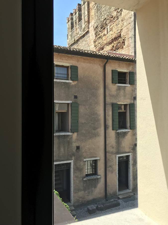 Suite La Castellana Torri Del Benaco Dış mekan fotoğraf